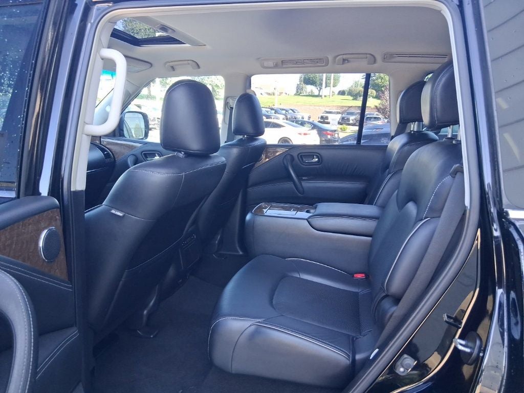 2017 INFINITI QX80 Base