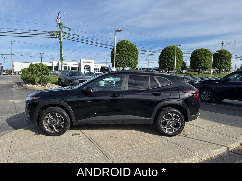 2025 Chevrolet Trax LT