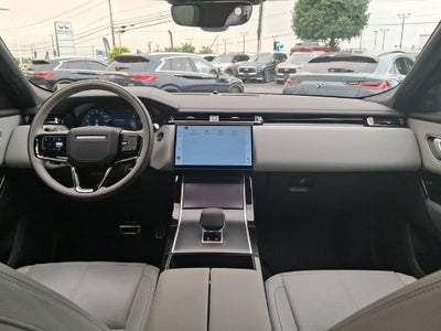 2026 Land Rover Range Rover Velar Dynamic SE