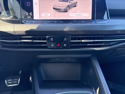 2022 Volkswagen Golf GTI Autobahn