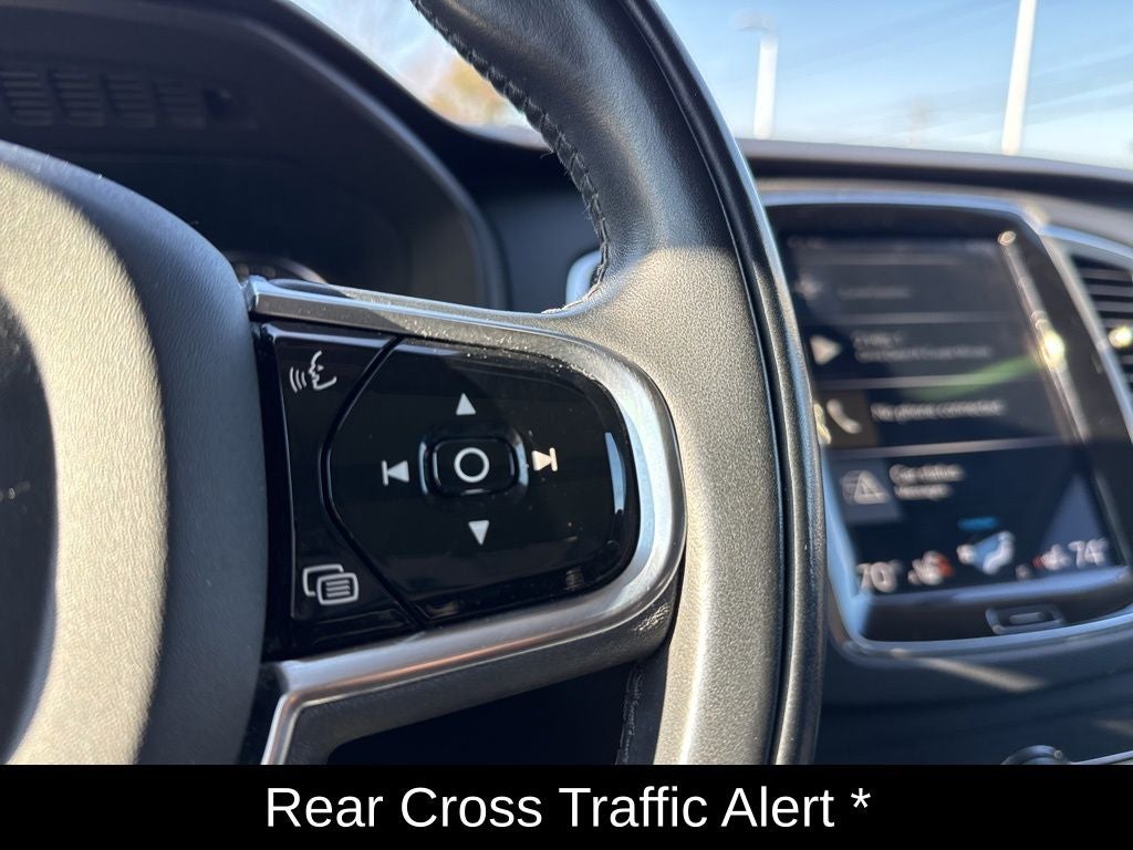 2020 Volvo XC90 T6 Momentum