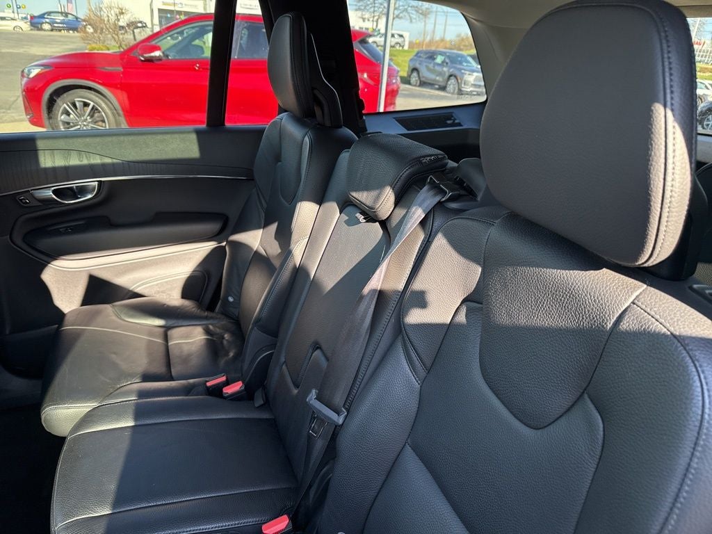 2020 Volvo XC90 T6 Momentum