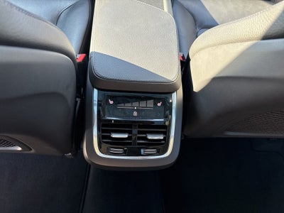 2020 Volvo XC90 T6 Momentum