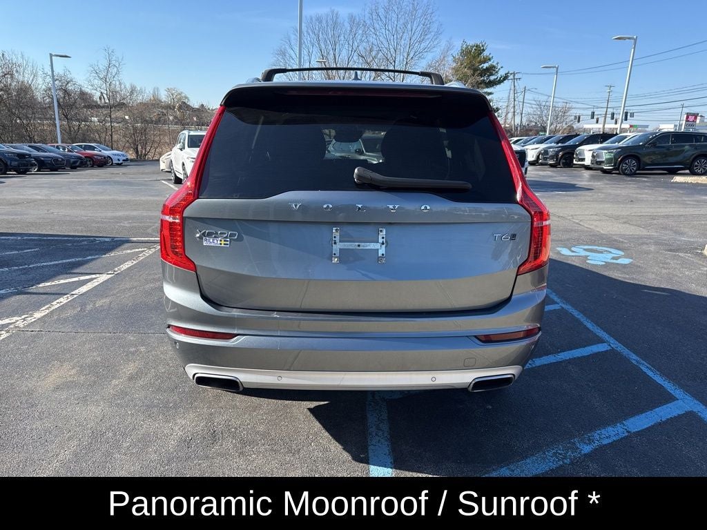 2020 Volvo XC90 T6 Momentum