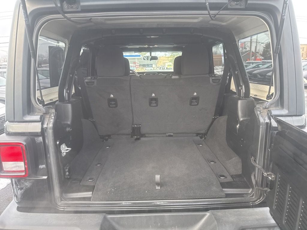 2022 Jeep Wrangler Unlimited Sport