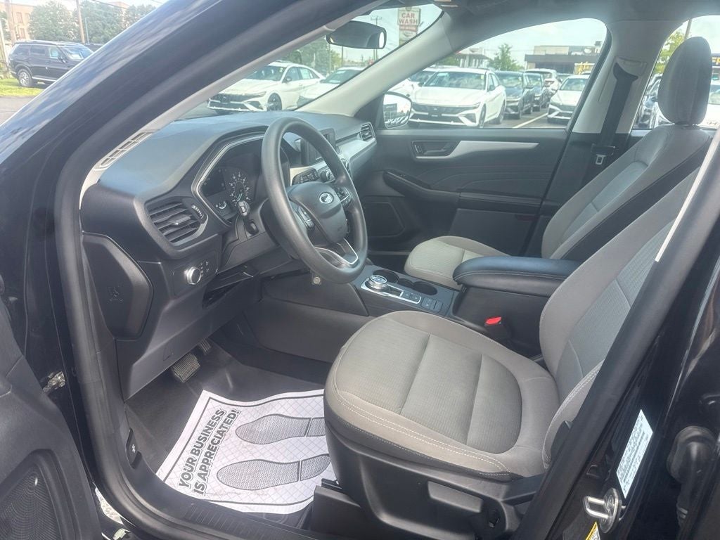 2022 Ford Escape S