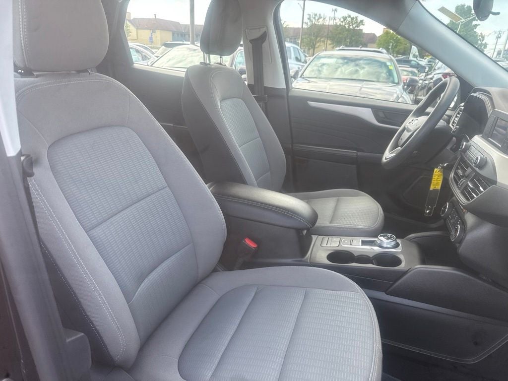 2022 Ford Escape S