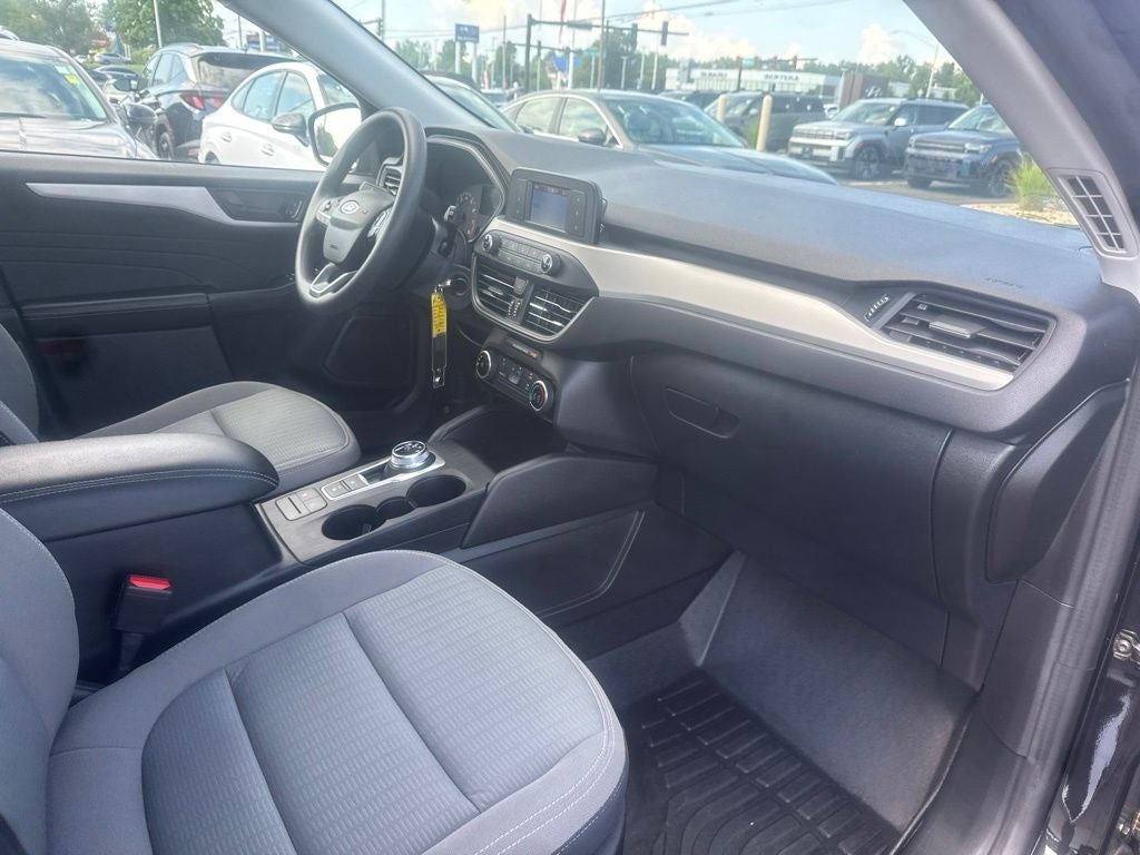 2022 Ford Escape S