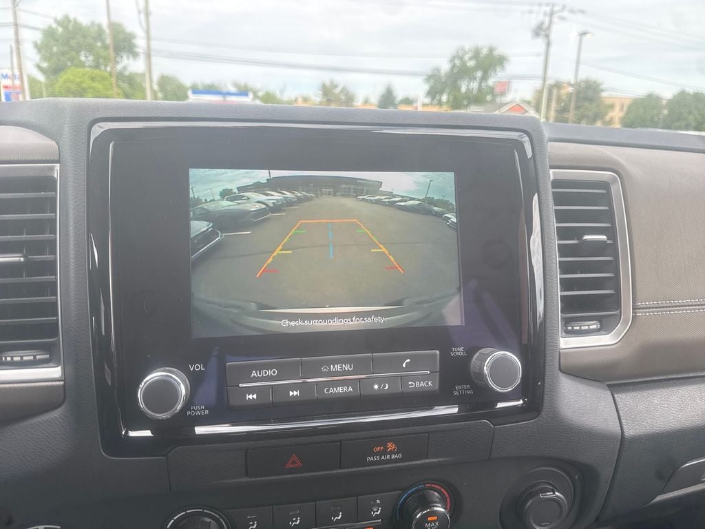 2022 Nissan Frontier SV