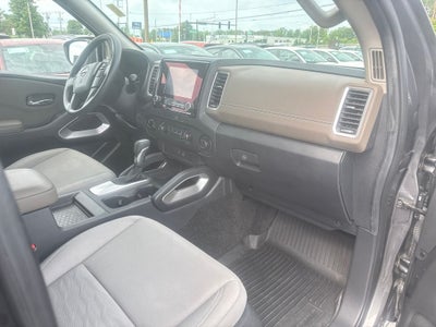 2022 Nissan Frontier SV