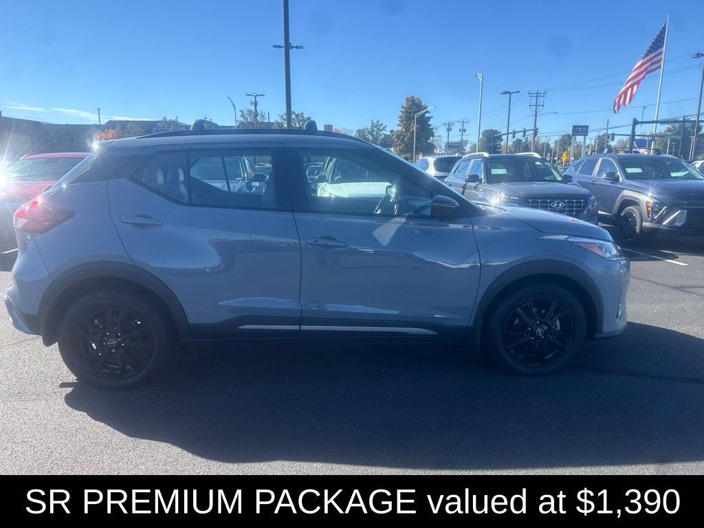 2024 Nissan Kicks SR