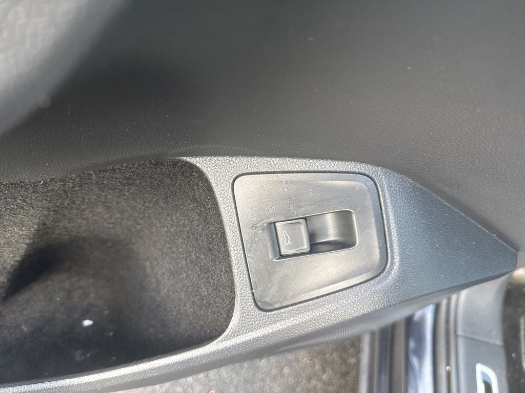 2022 Volkswagen Tiguan 2.0T SEL R-Line