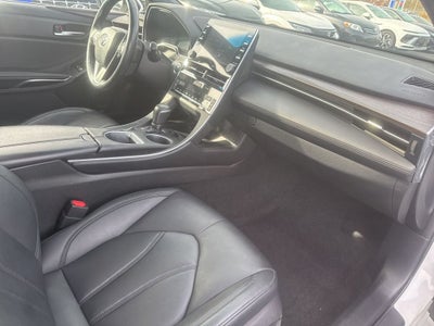 2019 Toyota Avalon XLE
