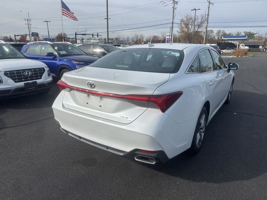 2019 Toyota Avalon XLE
