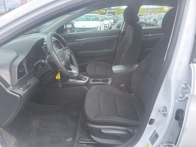 2019 Hyundai Elantra SE