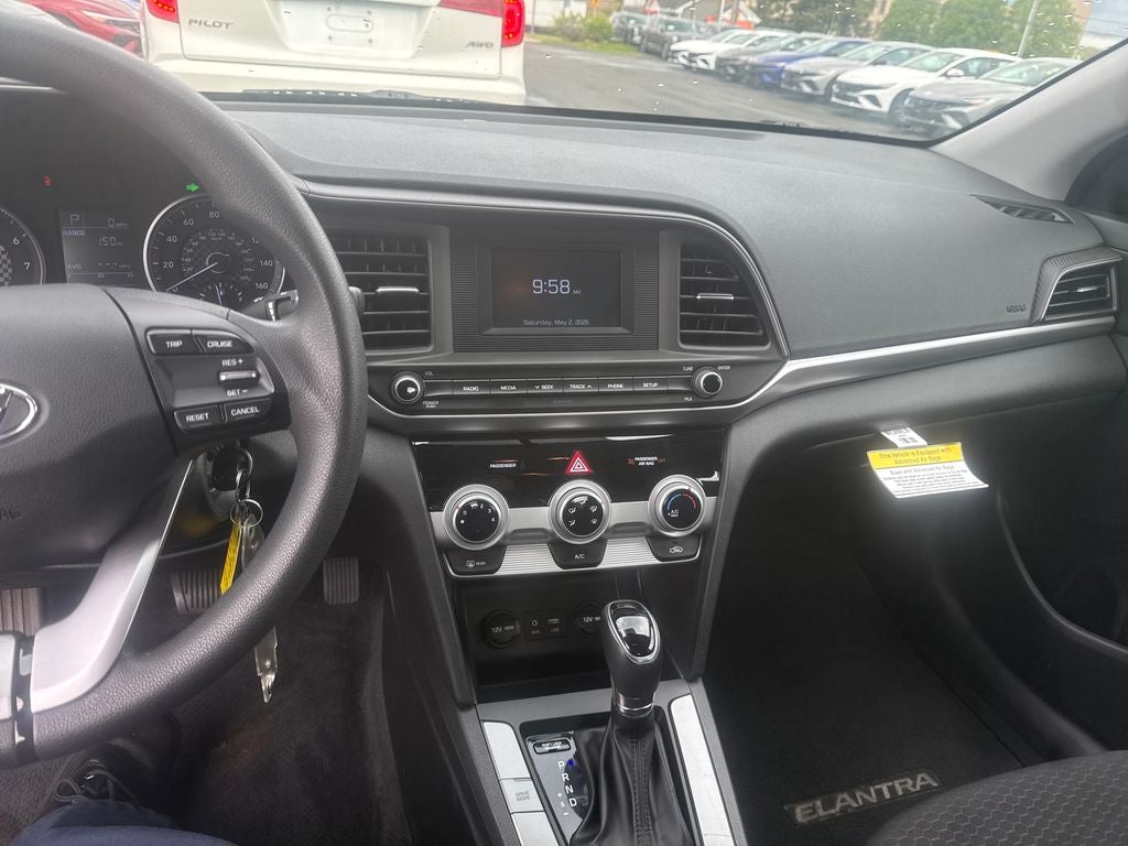 2019 Hyundai Elantra SE
