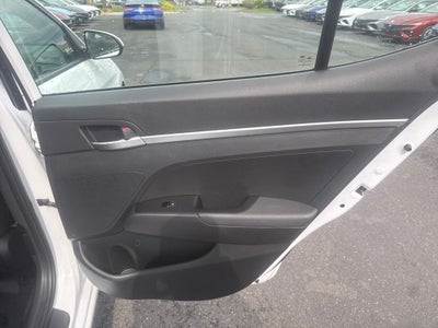 2019 Hyundai Elantra SE