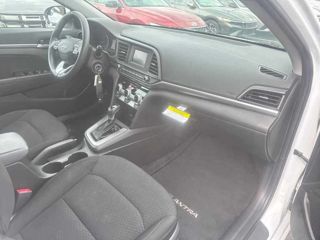 2019 Hyundai Elantra SE