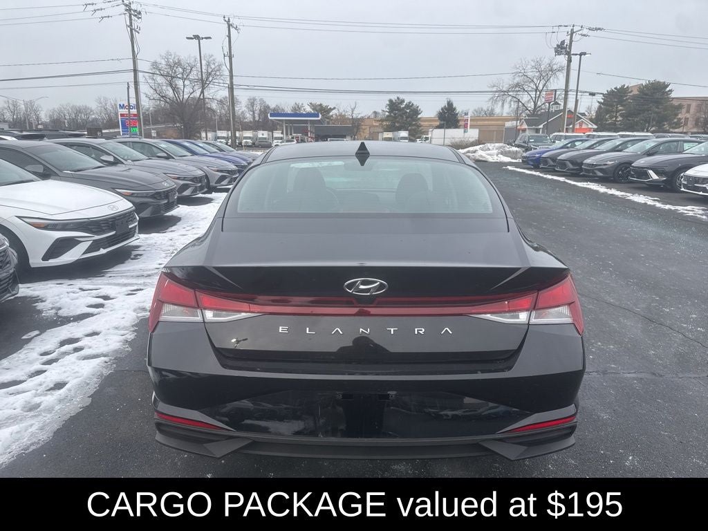 2023 Hyundai Elantra SEL