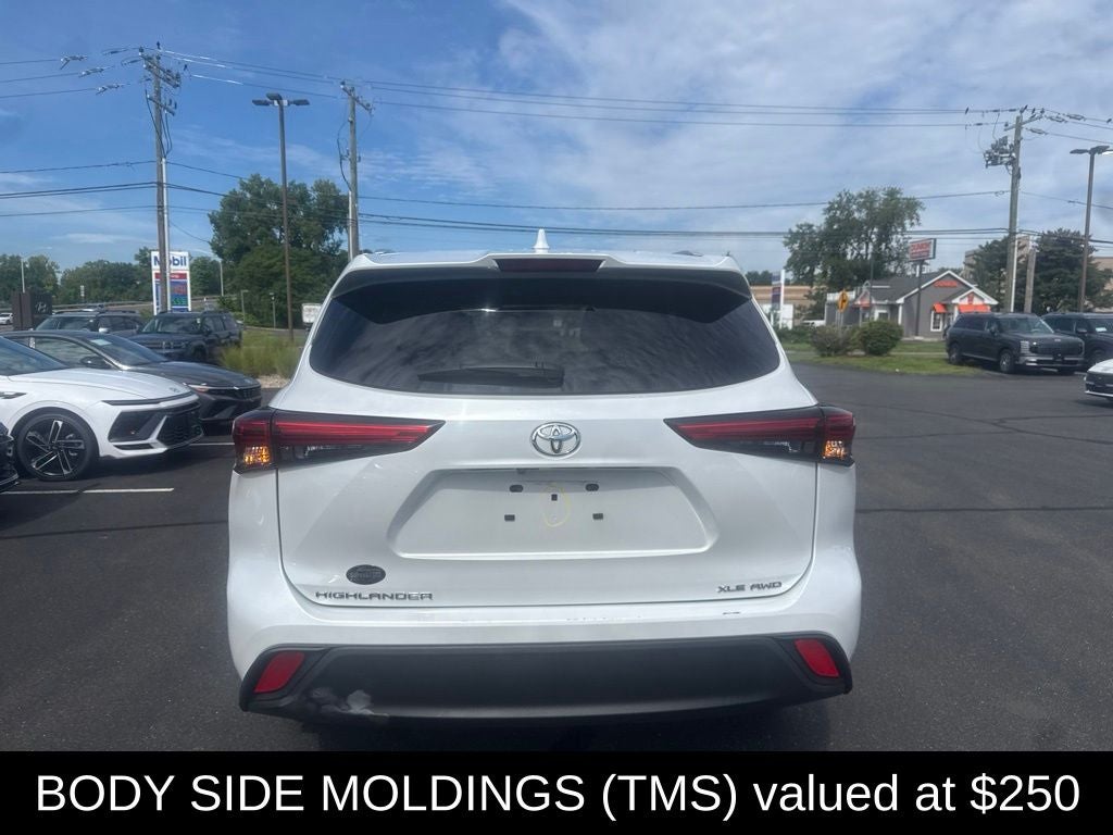 2023 Toyota Highlander XLE