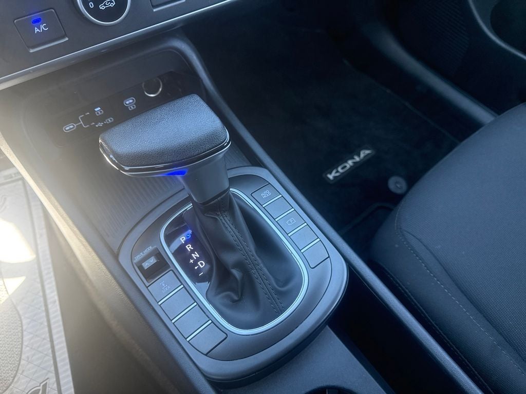2024 Hyundai Kona SE