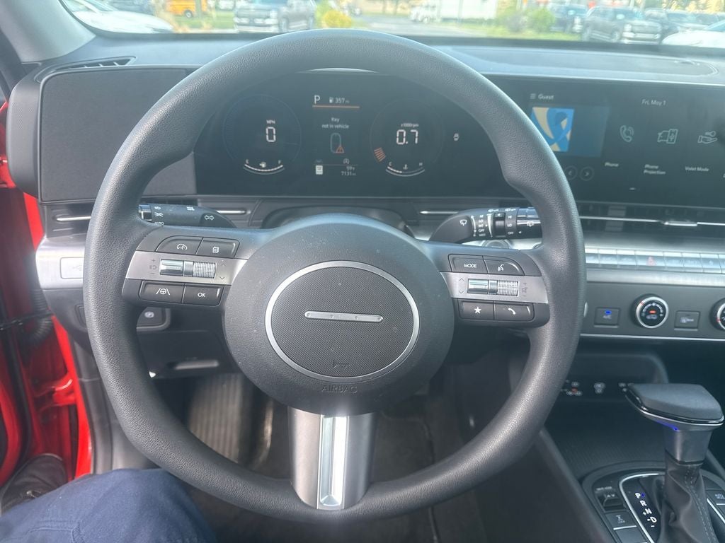 2025 Hyundai Kona SE