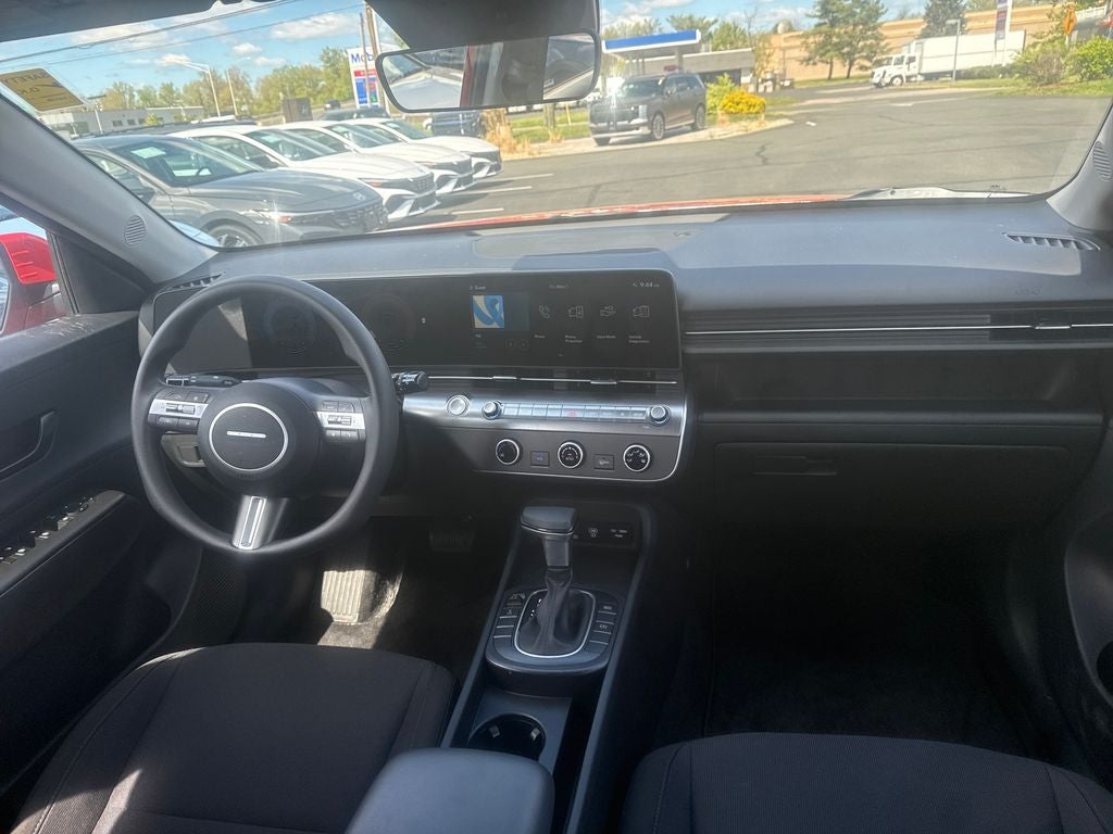 2025 Hyundai Kona SE