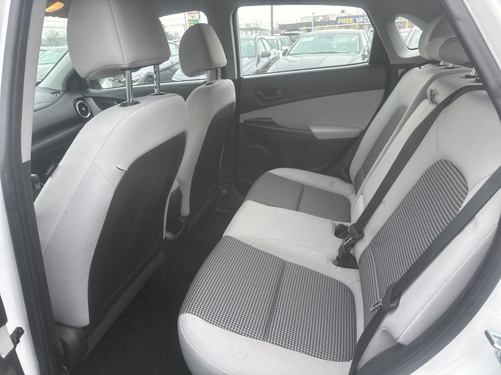 2023 Hyundai Kona SE