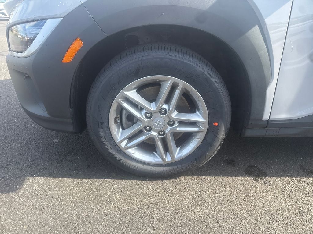 2023 Hyundai Kona SE