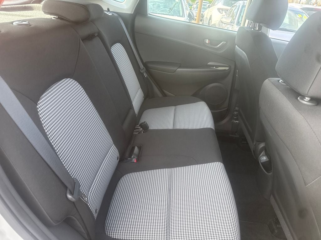 2023 Hyundai Kona SE