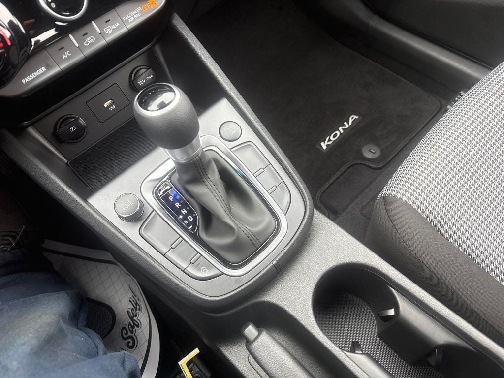 2023 Hyundai Kona SE