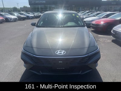 2025 Hyundai Elantra SE