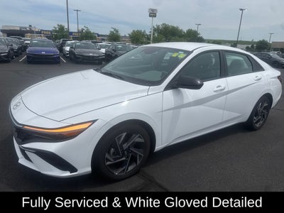 2025 Hyundai Elantra SEL Sport