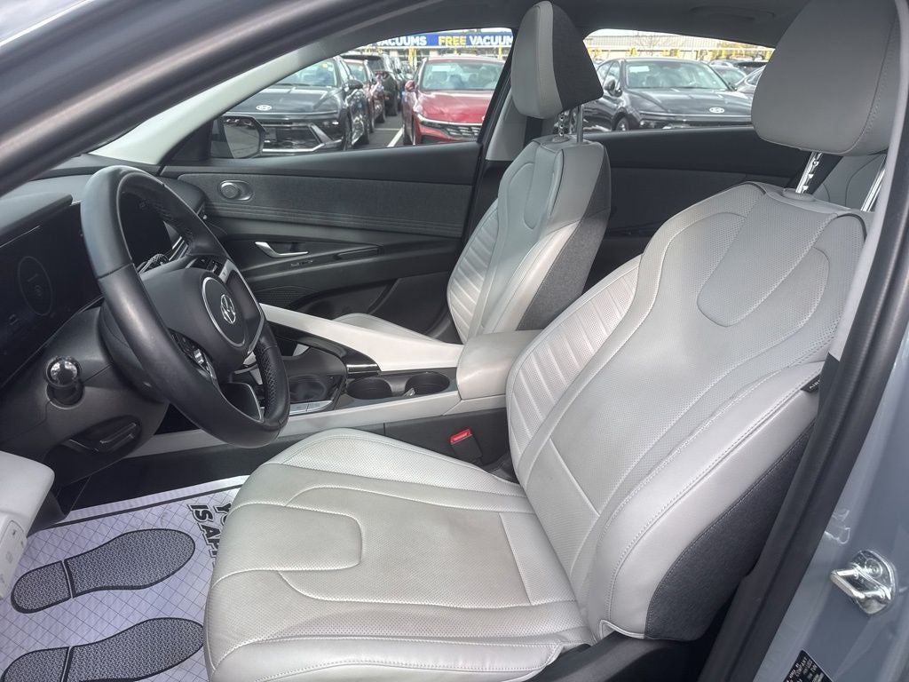 2022 Hyundai Elantra Hybrid Limited