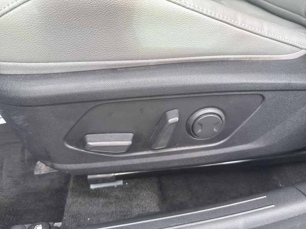 2022 Hyundai Elantra Hybrid Limited