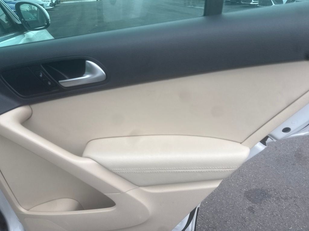 2016 Volkswagen Tiguan SE 4Motion