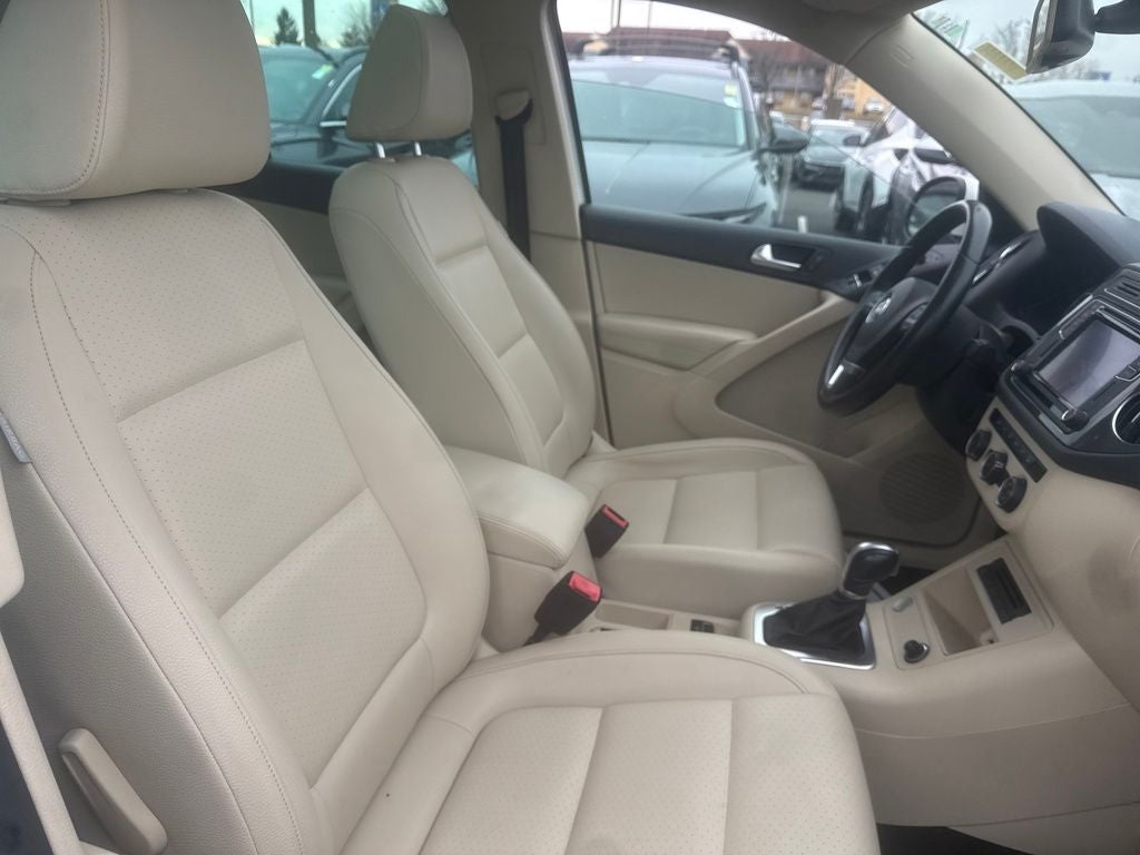 2016 Volkswagen Tiguan SE 4Motion