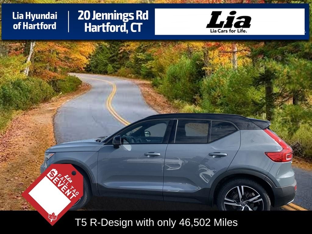 2020 Volvo XC40 R-Design