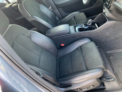 2020 Volvo XC40 R-Design
