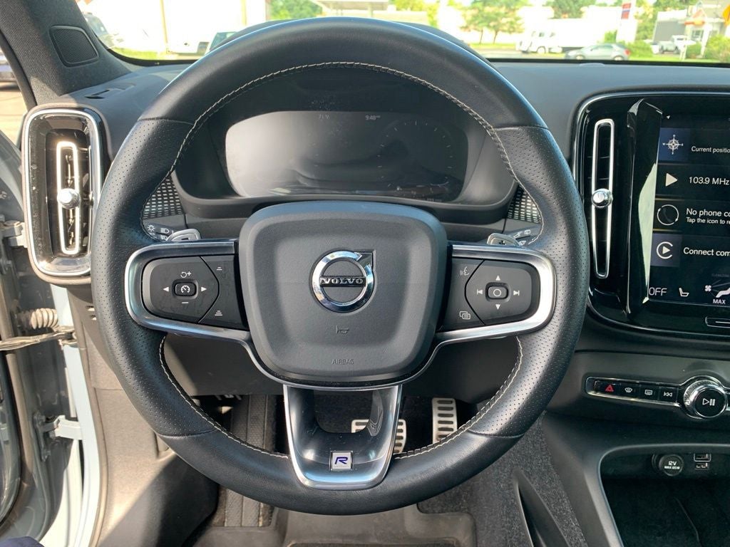 2020 Volvo XC40 R-Design
