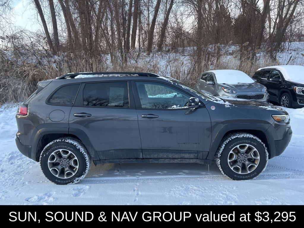 2022 Jeep Cherokee Trailhawk