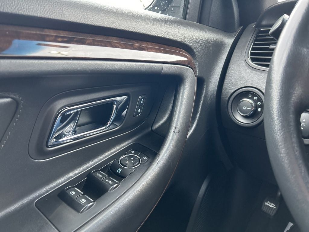 2019 Ford Taurus Limited