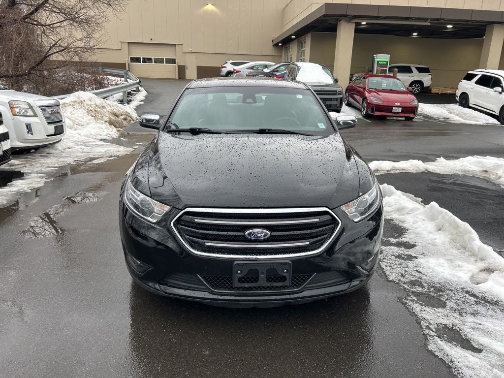 2019 Ford Taurus Limited