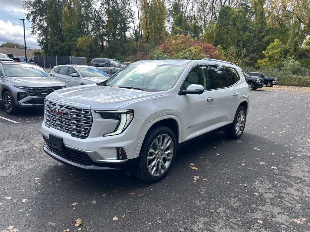 2024 GMC Acadia Denali