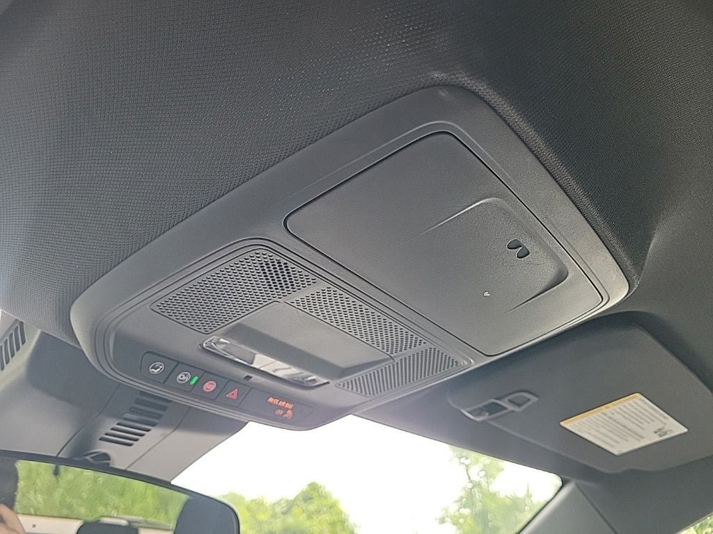 2024 Chevrolet Traverse LS