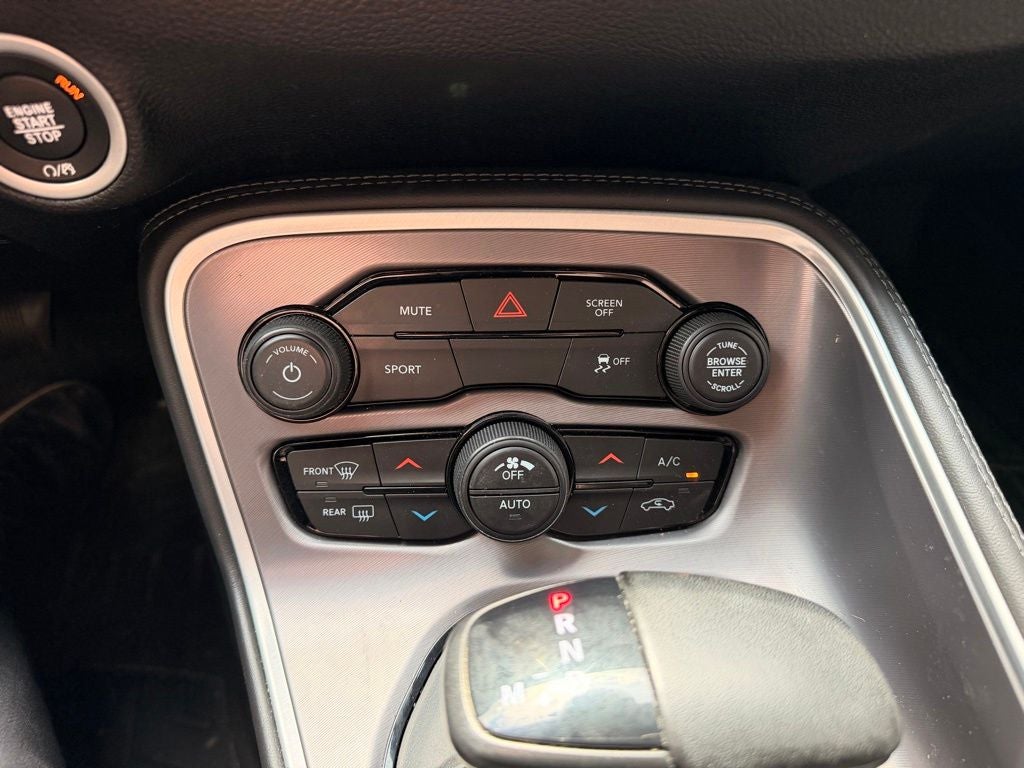2020 Dodge Challenger SXT