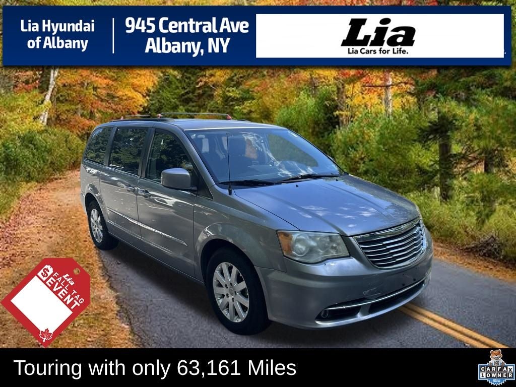 2013 Chrysler Town & Country Touring