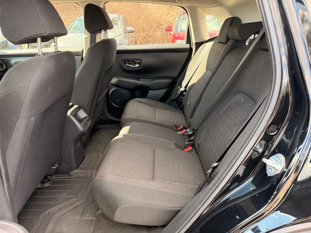 2025 Honda HR-V LX