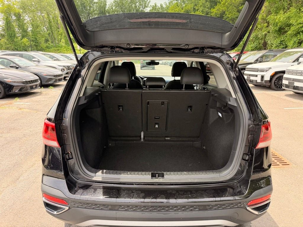 2024 Volkswagen Taos 1.5T SE