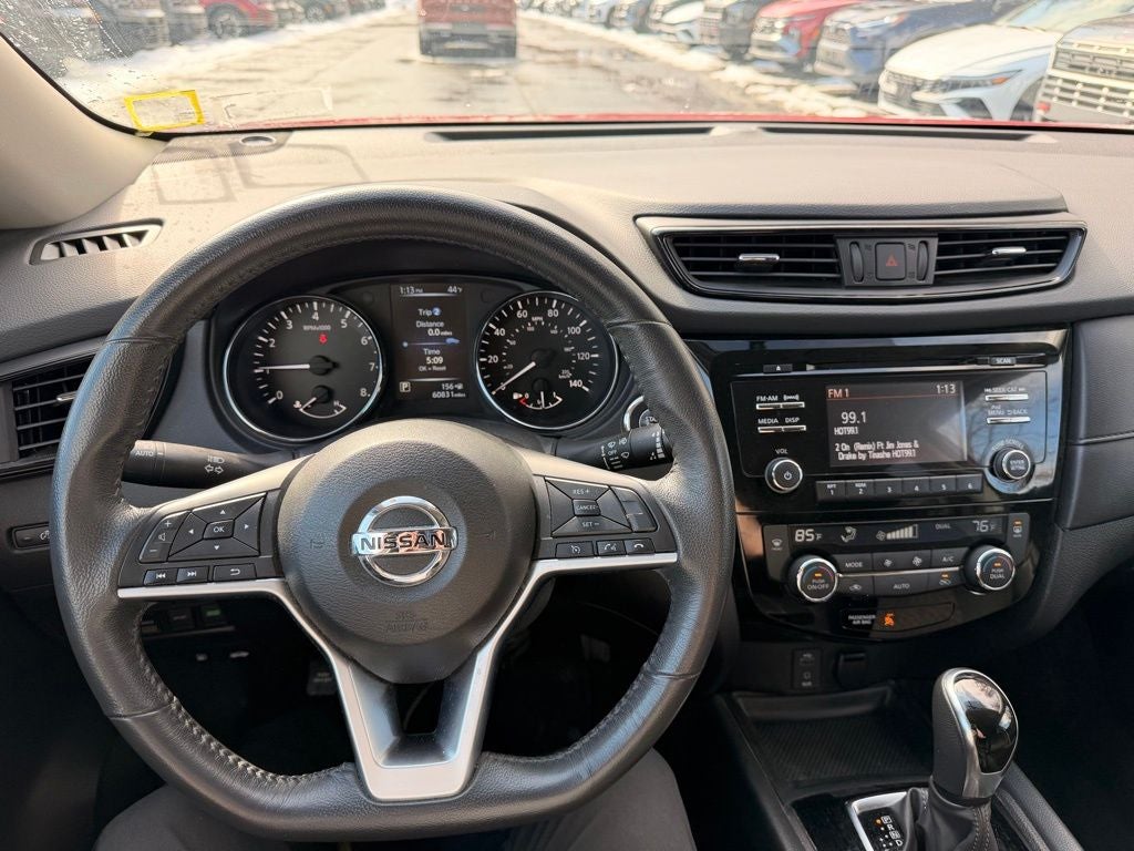 2017 Nissan Rogue SV